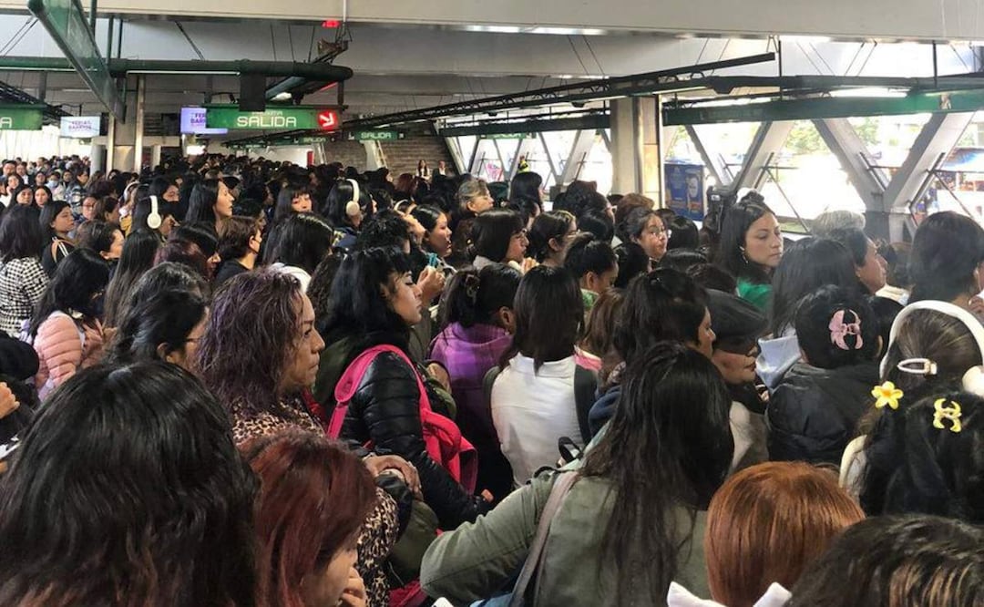 Línea 8 del Metro CDMX. Foto: (Redes Sociales)