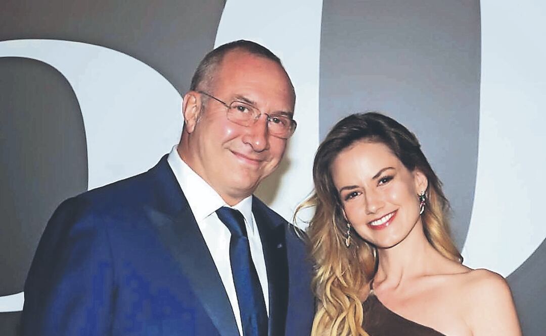 Altair Jarabo presume los beneficios de tener un “sugar”