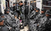 ¿Cuáles son las estaciones del Metro CDMX y Metrobús que permanecen cerradas por el desfile?