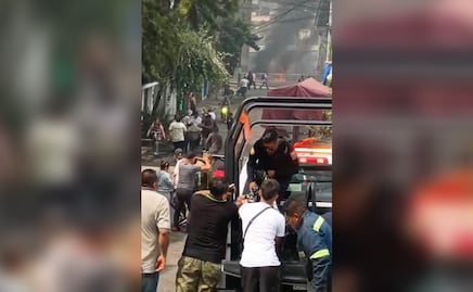 Solidaridad en Iztapalapa: Vecinos auxilian los heridos por explosión en Puente La Concordia