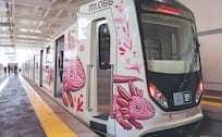Alivian apretujones en el Tren Ligero “El Ajolote”, usuarios le dan el visto bueno tras reinauguración