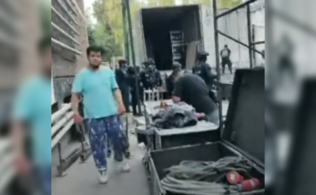 VIDEO: Les bajan el switch a sonideros en Tacuba y se arma la campal 