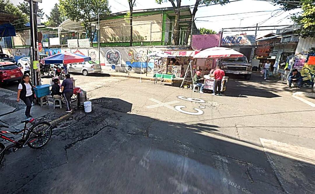 Ratas le disparan en la mano a biker por no aflojar la moto, en Iztapalapa