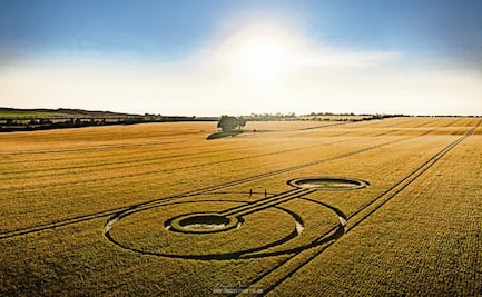 ¡Círculos de cosecha al acecho! Aparecen en campos de cultivo del Reino Unido