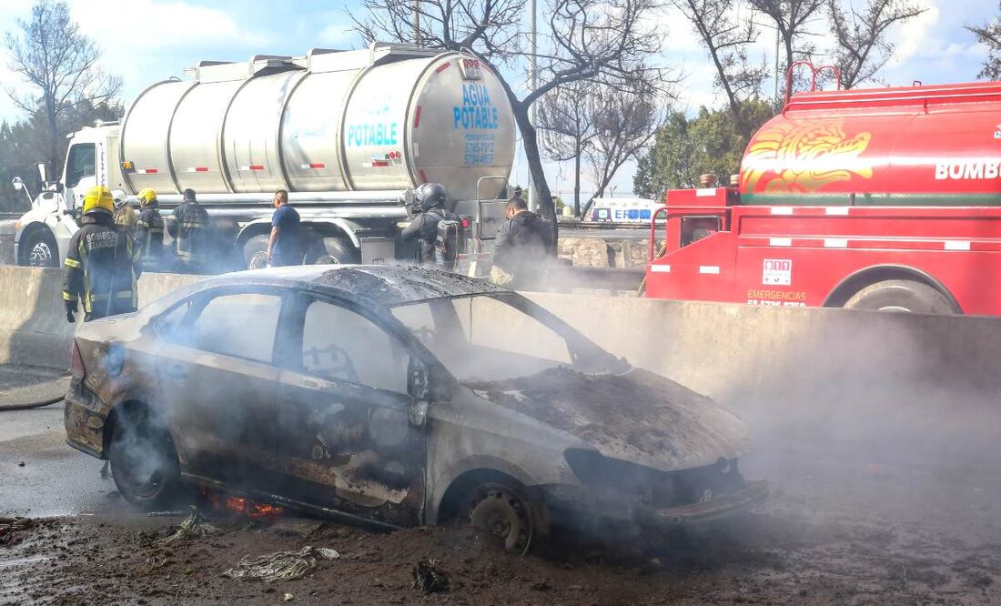 Explosión en Puente de la Concordia (Foto: Luis Camacho)