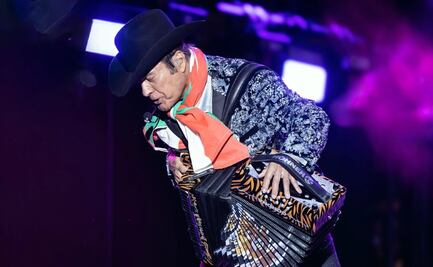 ¿Cómo reaccionó Jorge Hernández, cantante de Los Tigres del Norte tras fuerte caída en show?