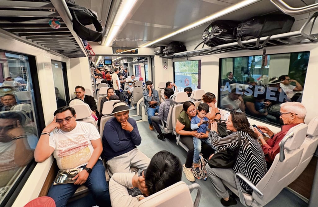 Viajar al AIFA ya no sería tan fácil: Usuarios reportan fallas constantes en el Tren Felipe Ángeles (Foto: Arturo Contreras)