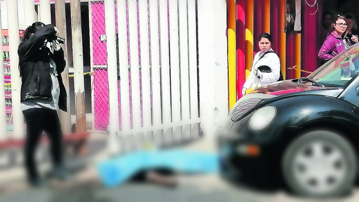 Joven discute con su patrón afuera de lote de autos y muere baleado en la México-Texcoco
