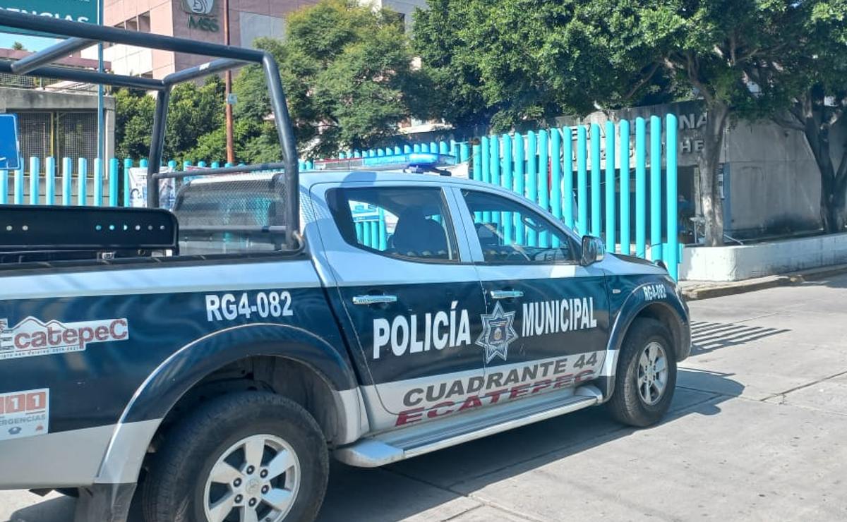 Mujeres policía auxilian a madre en labor de parto dentro de su casa, en Ecatepec