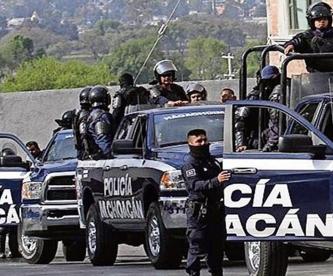 En Zamora, contratan a policías acusados de tortura, desaparición forzada y más