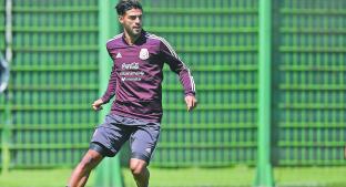 Barcelona descarta a Carlos Vela como refuerzo y ficha a Boateng. Noticias en tiempo real