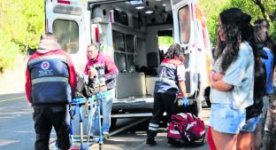 Motociclistas resultan lesionados tras salir volando de moto, en Tenengo del Valle . Noticias en tiempo real