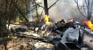 Desplome de avioneta deja dos muertos, en Atizapán. Noticias en tiempo real
