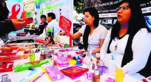 Activistas denuncian recorte en entrega de preservativos y antirretrovirales, en Edomex. Noticias en tiempo real