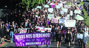 Colectivo feminista marcha contra violencia de género, en Morelos. Noticias en tiempo real