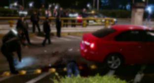 Se desata mortal balacera entre dos hombres frente a la Estela de Luz, en CDMX. Noticias en tiempo real
