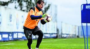 Iker Casillas revela que le va al Cruz Azul. Noticias en tiempo real