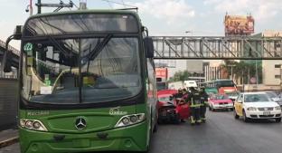 Violento choque deja varios lesionados, en la alcaldía Venustiano Carranza. Noticias en tiempo real