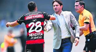 Expulsan a Bruno Marioni tras agresión física a jugador de los Xolos de Tijuana. Noticias en tiempo real