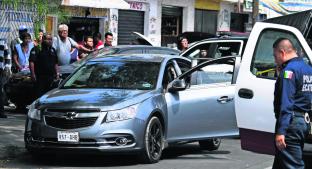 Hombres reclaman por auto robado y les responden a balazos en deshuesadero de Ecatepec. Noticias en tiempo real