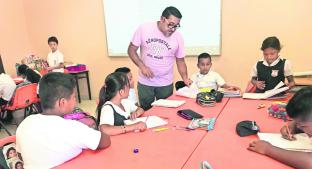 Día del Maestro: Encontró su vocación tras el secuestro de su hermano, en Michoacán. Noticias en tiempo real