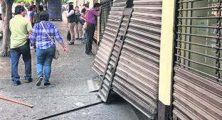 Grupo de sujetos ingresaron a una tienda y robaron varios teléfonos celulares, en Morelos. Noticias en tiempo real