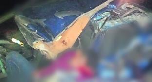 Joven muere tras impactar a una camioneta sobre la Cuernavaca-Cuautla. Noticias en tiempo real