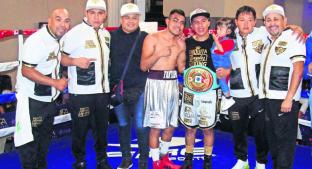 El boxeador Edwin 'Pupo' Palomares noquea a Geovanni Zamora, en Nezahualcóyotl . Noticias en tiempo real