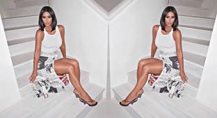 Kim Kardashian se fotografía con muy poca ropa frente al espejo y enciende las redes. Noticias en tiempo real