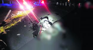Motociclista sale volando y muere tras impactar contra el asfalto, en Morelos. Noticias en tiempo real
