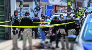 Víctima de asalto frustra agresión tras atropellar y matar a ladrón, en Cuautitlán Izcalli. Noticias en tiempo real