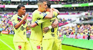 Las Águilas del América golean sin piedad al Monterrey, en el Estadio Azteca . Noticias en tiempo real