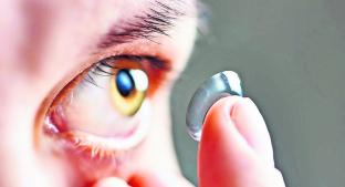 Científicos estadounidenses crean lente de contacto que hace zoom al parpadear . Noticias en tiempo real
