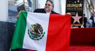 Guillermo del Toro devela su estrella en el Paseo de la Fama de Hollywood. Noticias en tiempo real
