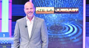 Del fútbol a concursos; Luis Garcia protagoniza el nuevo programa "¿Te la juegas?". Noticias en tiempo real
