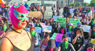 Mujeres exigen aborto legal y mayor seguridad de la policía, en Edomex. Noticias en tiempo real