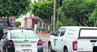 Asesinan de dos tiros a dueño de negocio de uniformes en Morelos . Noticias en tiempo real