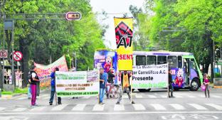 Trabajadores de la Central de Abasto se manifiesta en la CDMX, exigen destituir a director. Noticias en tiempo real