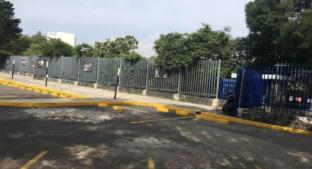 Tras caos por Ricardo Anaya, permiten entrada a estudiantes en Facultad de Ciencias Políticas de UNAM. Noticias en tiempo real