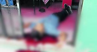 Motosicarios asesinan a joven al interior de una tienda en Morelos . Noticias en tiempo real