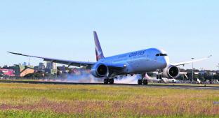 Aterriza el vuelo más largo de la historia; viajó de New York a Sidney. Noticias en tiempo real