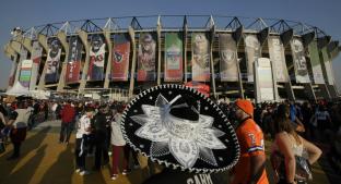 Abren las puertas del Estadio Azteca para celebrar el Monday Night Football. Noticias en tiempo real