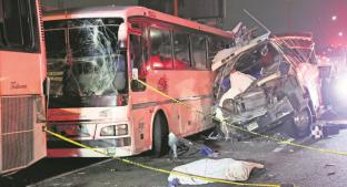 Así fue el brutal choque entre tres autobuses que dejó 13 muertos en la México - Pachuca. Noticias en tiempo real