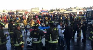 Mueren cinco personas abordo de un taxi tras ser chocados por un vehículo, en Iztapalapa. Noticias en tiempo real