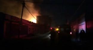 Incendio en subestación eléctrica de la colonia Santa Martha Acatitla provoca apagón. Noticias en tiempo real