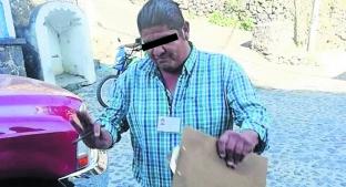 Cachan a falso inspector de la CFE en Morelos; extorsionaba a habitantes. Noticias en tiempo real