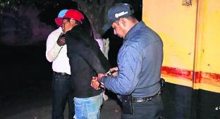 Detienen a motociclista en presunto estado de ebriedad tras chocar contra auto, en Morelos. Noticias en tiempo real