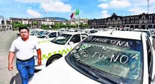 Taxistas exigen a las autoridades que retiren 'Uber' y Didi' de Toluca. Noticias en tiempo real