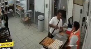 VIDEO: Ladrón asalta panadería y se lleva hasta lo panes para su familia, en Veracruz. Noticias en tiempo real