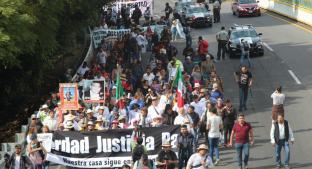 Familiares y amigos de Julián Lebarón inician la 'Caminata por la Verdad, Justicia y Paz'. Noticias en tiempo real